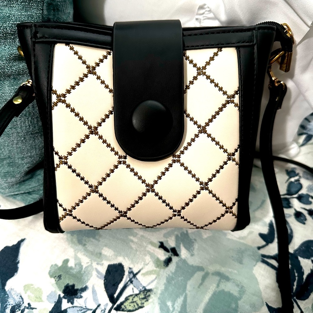 Shein So Cute Crossbody - sold out online!